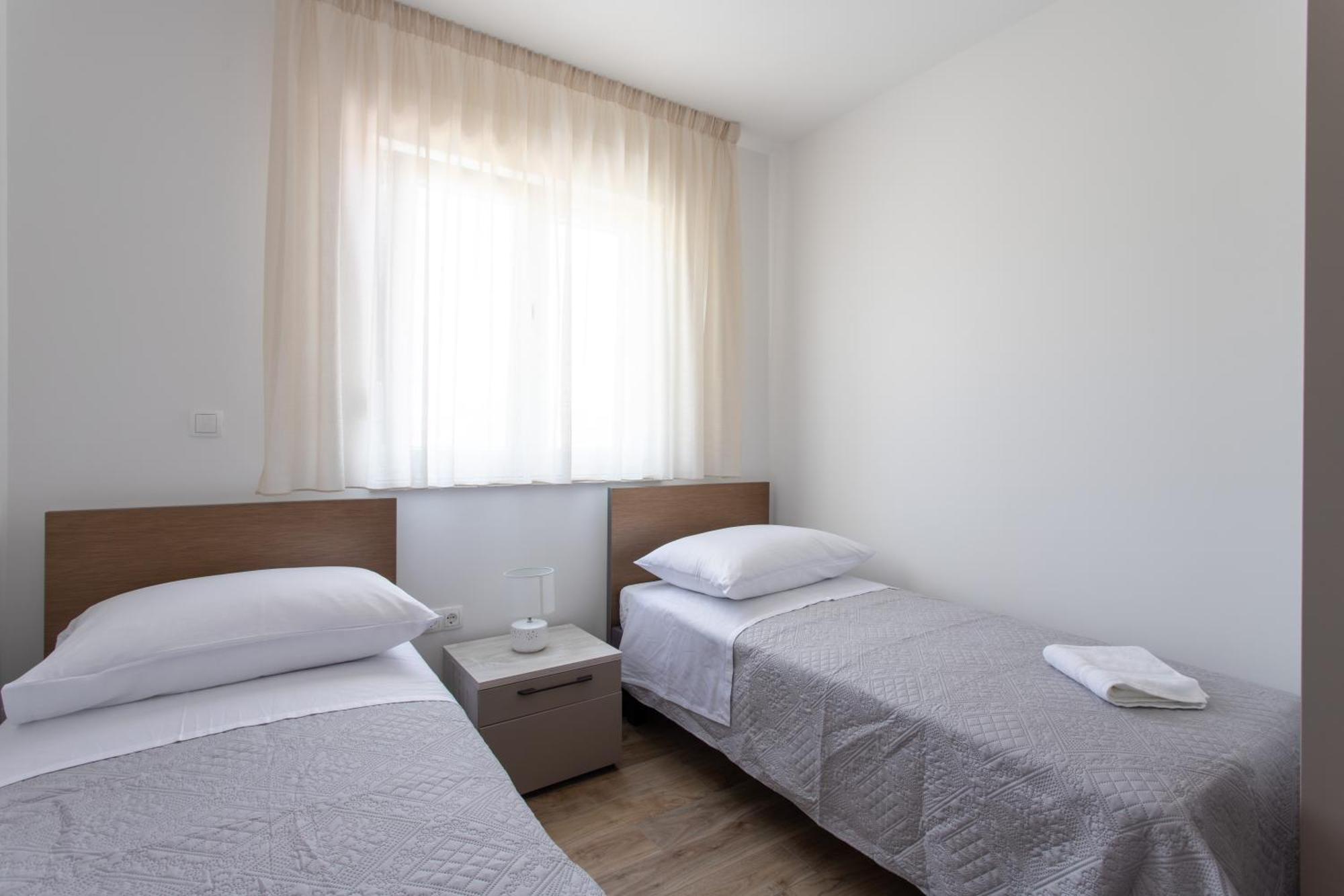 Apartments Top Hill Трогир Екстериор снимка